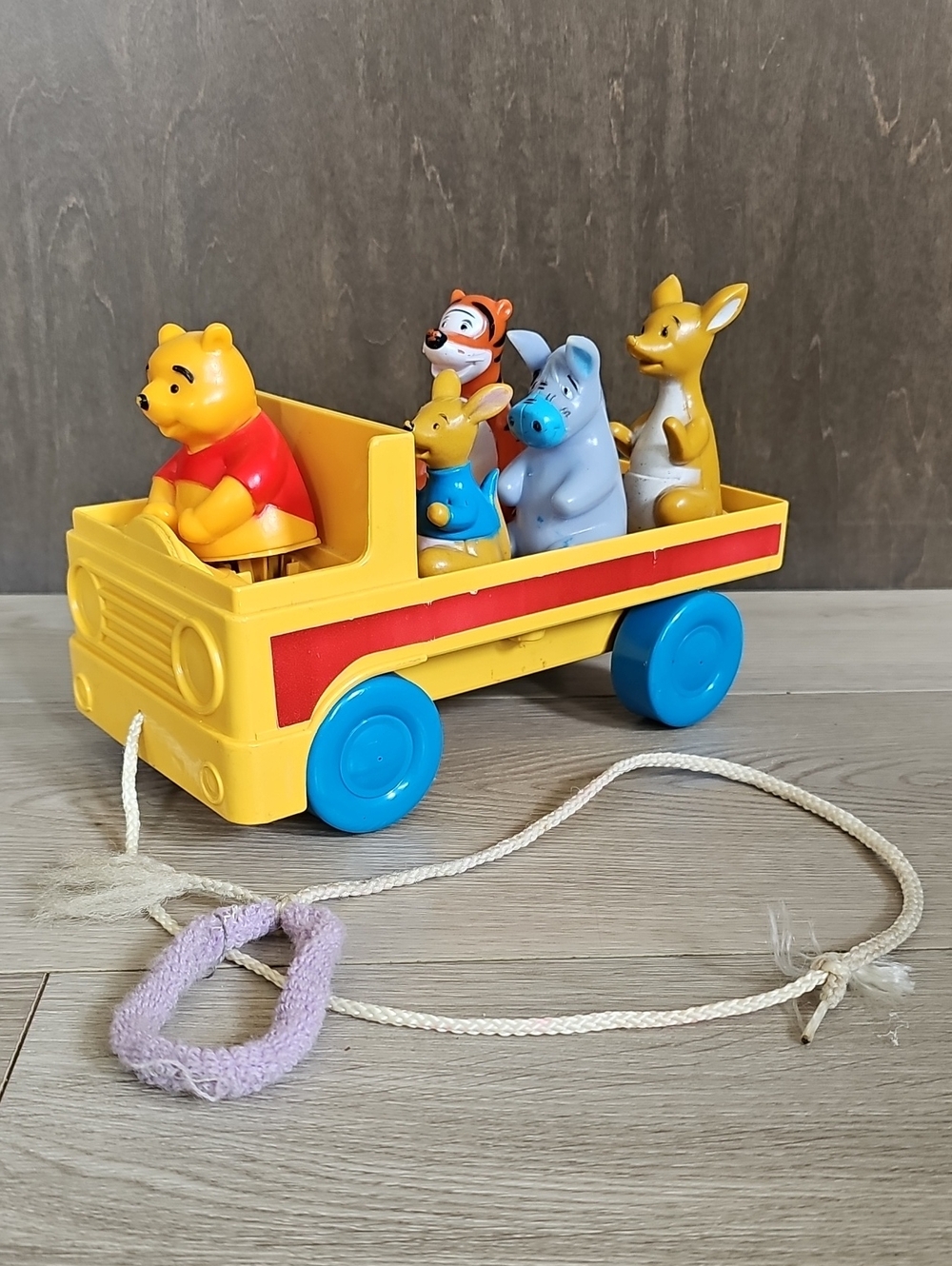 Vintage 70s Winnie The Pooh Shape Fitter Pull Truck *Missing 2 Character Shapes
